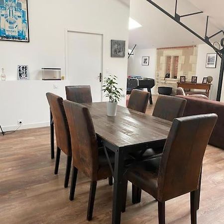 Loft Proche Centre Ville Hotes Habitant A L Etage Laval  Exteriér fotografie